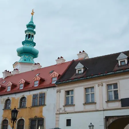 Old Town 1 Bdr, A/c, W/parking Daire *
